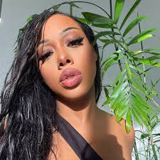 Aurélie La Sirène: tarologue contemporaine et&nbsp;inclusive!